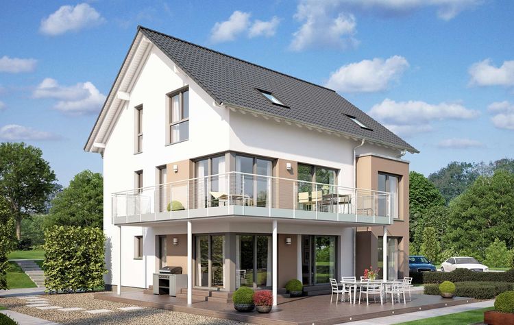Modernes Mehrgenerationenhaus mit Balkon & überdachter Terrasse