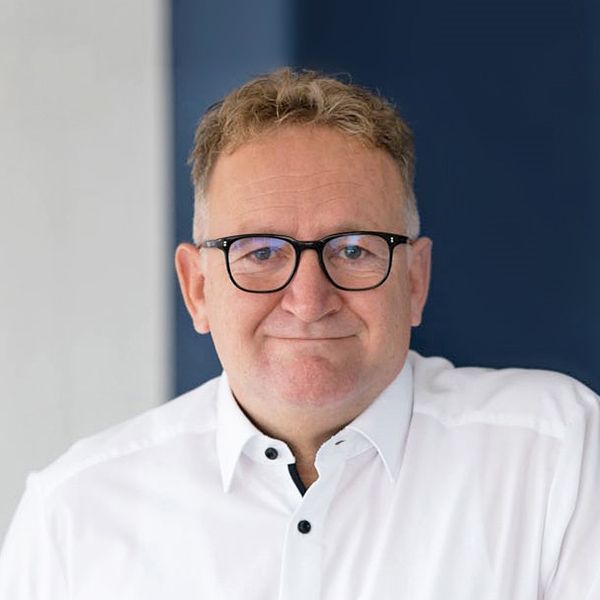 Friedemann Born, Geschäftsbereichsleiter Vertrieb bei Bien-Zenker