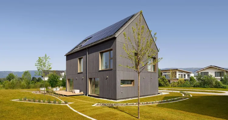 Nachhaltiges Baufritz-Einfamilienhaus mit moderner Heiztechnik