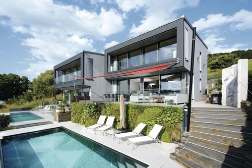 Ultra modernes Haus am Hang - Slideshow-Bild 1