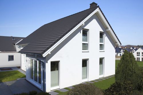 Einfamilienhaus mit schlichter Fassade - Slideshow-Bild 3