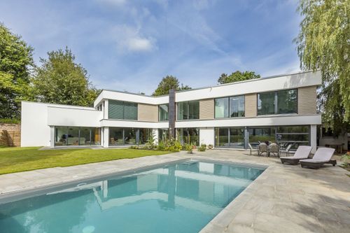 Haus in Surrey - Slideshow-Bild 1