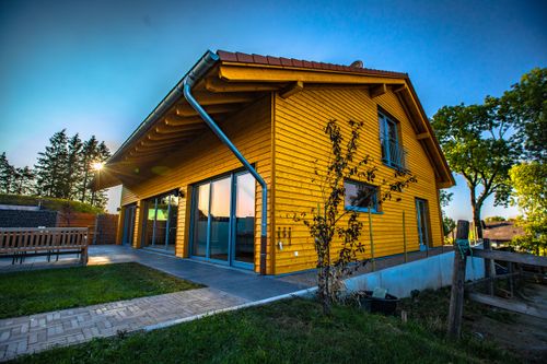 Modernes Holzhaus mit gemütlichem Flair