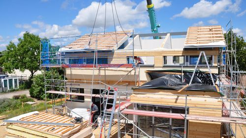 Vorschaubild für Termin Hausaufstellung von Meisterstück-HAUS am 04.12.2024